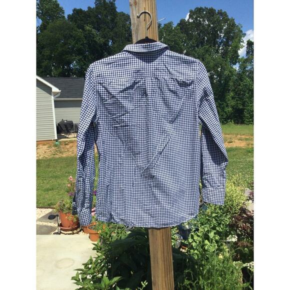 Vineyard Vines womens relaxed button up shirt size 4 blue plaid gingham roll tab - Picture 8 of 10